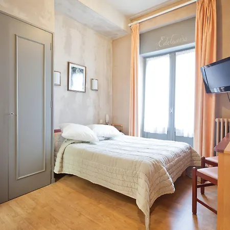 Restaurant Les Edelweiss Hotel 2*